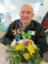 Everyone enjoys our Mini Flower Arranging Sessions!